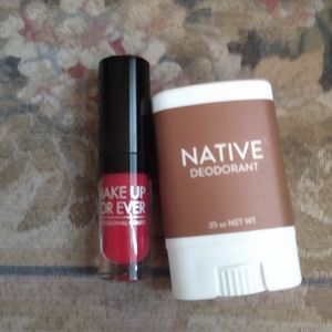 Sephora lipstick 💄 and a deodorant